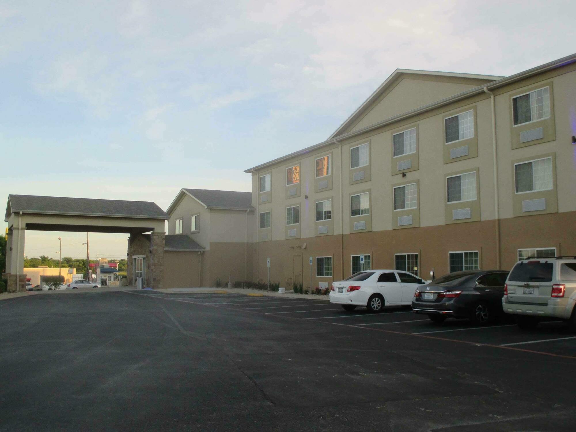 Best Western Harker Heights Esterno foto